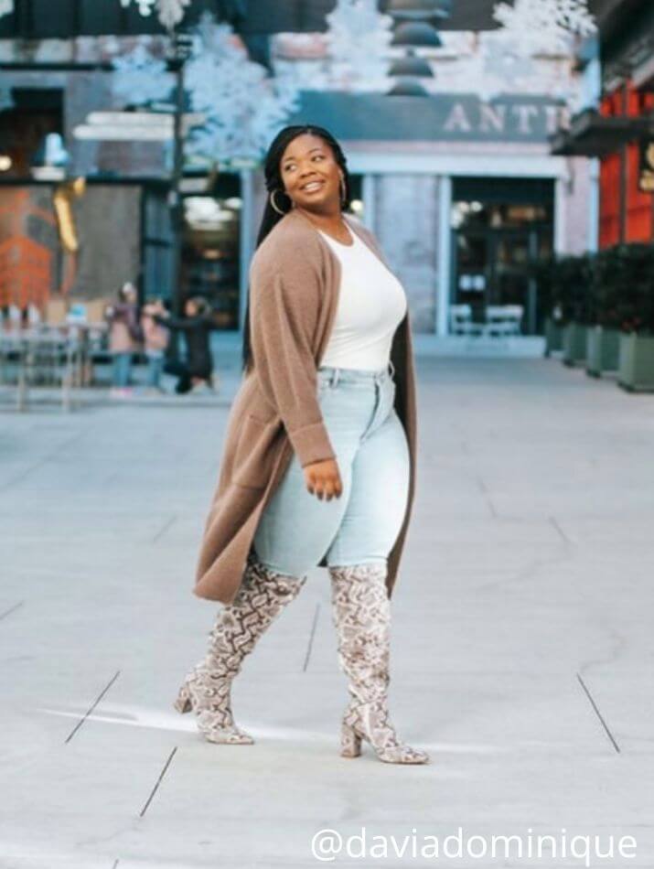 THE BEST WAY TO STYLE SLIM-SHAFT BOOTIES ON A CURVY WOMAN